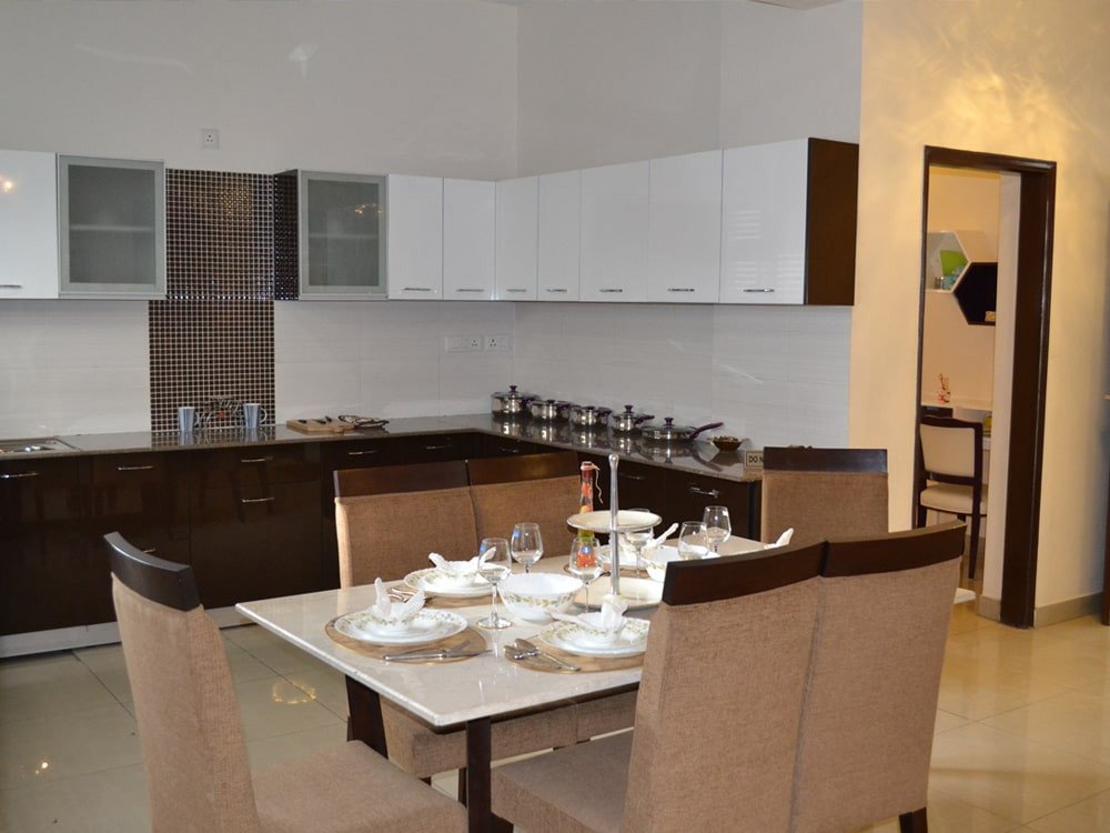 3 BHK Flat for Rent in Exotica Dreamville, Gaur City view 2
